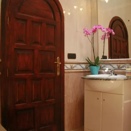 Casal Cortez Bed & Breakfast Tías